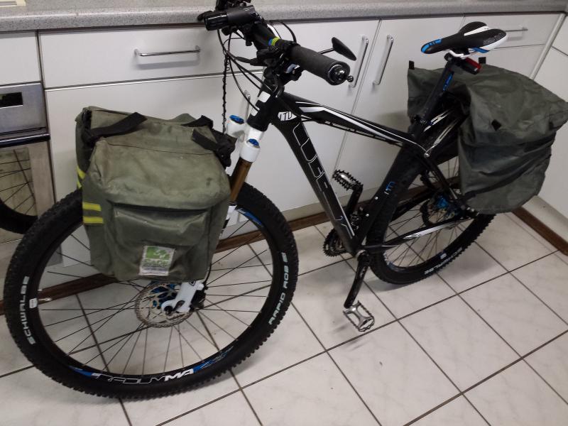 My new mountain bike, and fourty year old bags on the bike