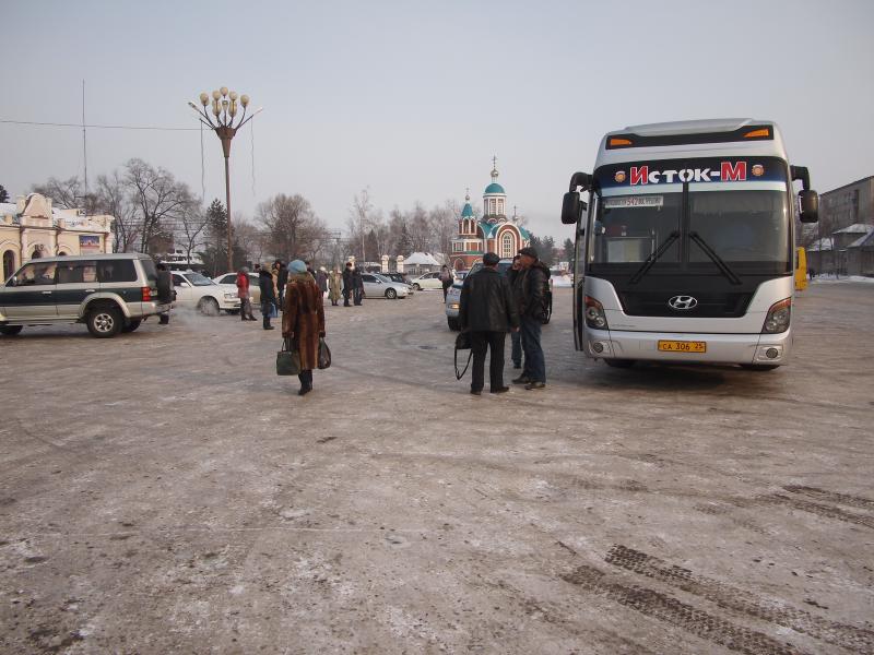 Bus station in Dalnerechensk